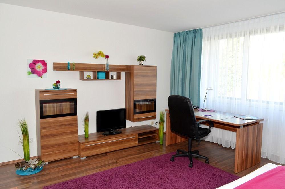 Wohlfuehl-hotel Neu Hotel 4*